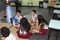 Centro Educacional Esplanada - Campo Grande - Zona Oeste - RJ - Ed. Infantil e Fundamental I - Visita do Brownie e Quiz animado. - código foto:  12690