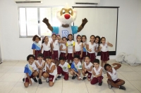 Centro Educacional Esplanada - Campo Grande - Zona Oeste - RJ - Ed. Infantil e Fundamental I - Visita do Brownie e Quiz animado. - código foto:  12718
